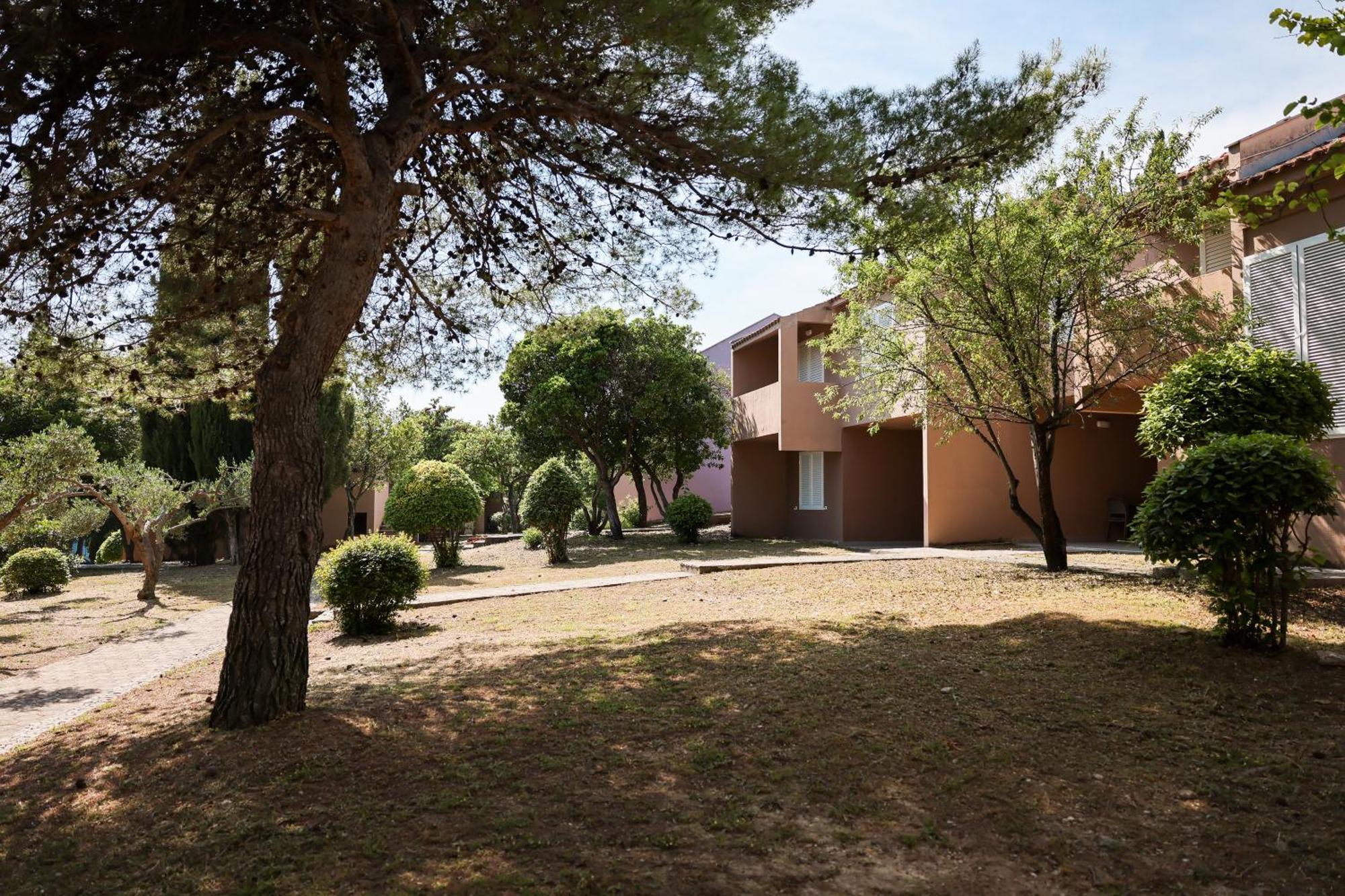 Apartments Medena Trogir Exterior photo